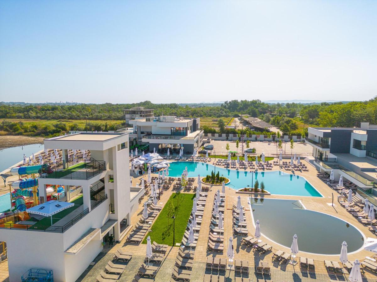 Alma Health & Spa Retreat Brăila エクステリア 写真
