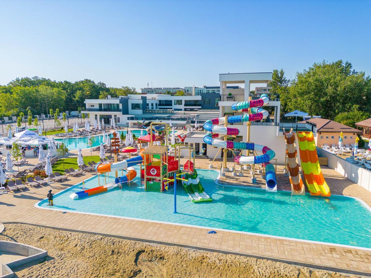 Alma Health & Spa Retreat Brăila エクステリア 写真