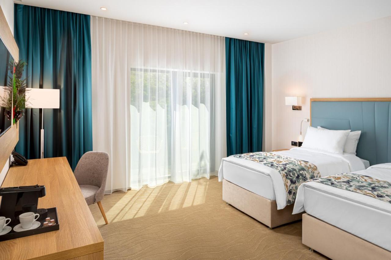 Alma Health & Spa Retreat Brăila エクステリア 写真