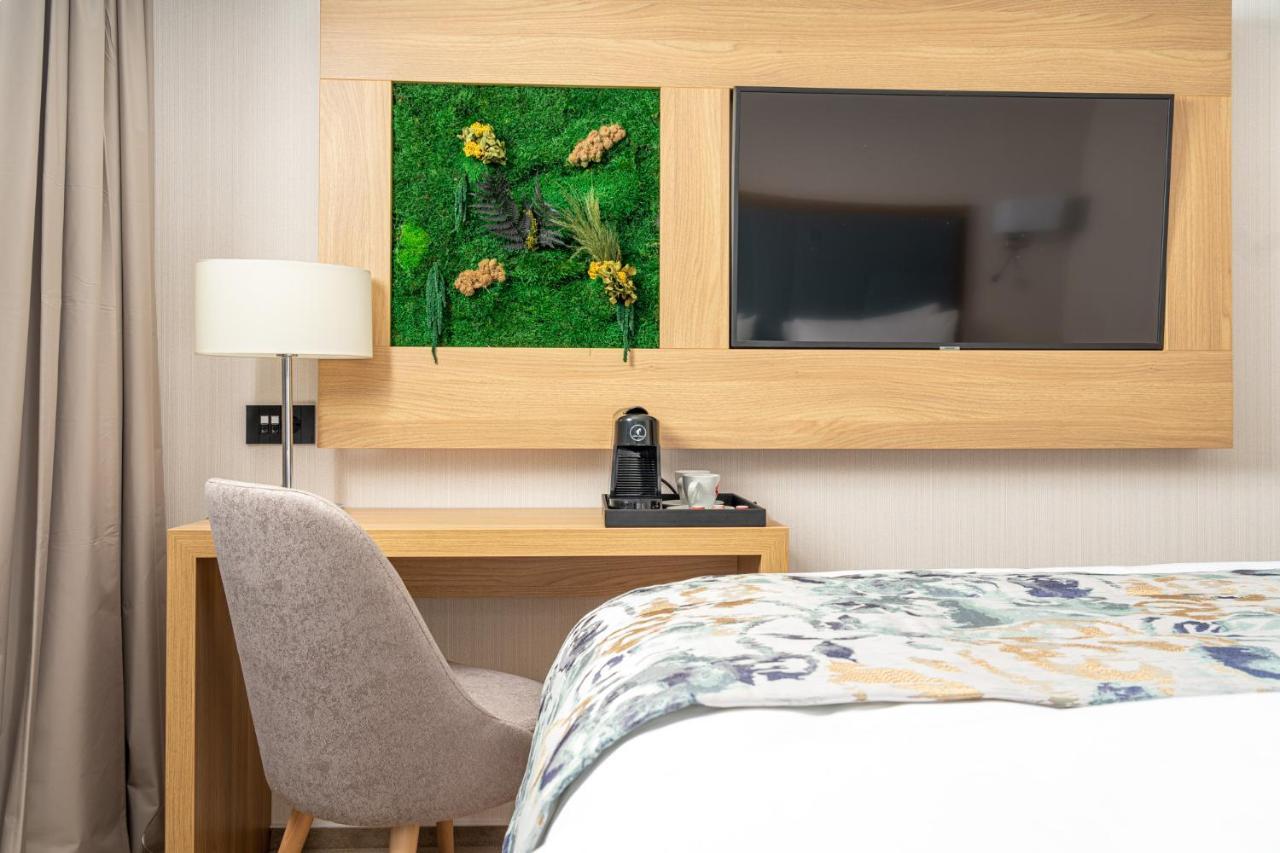 Alma Health & Spa Retreat Brăila エクステリア 写真