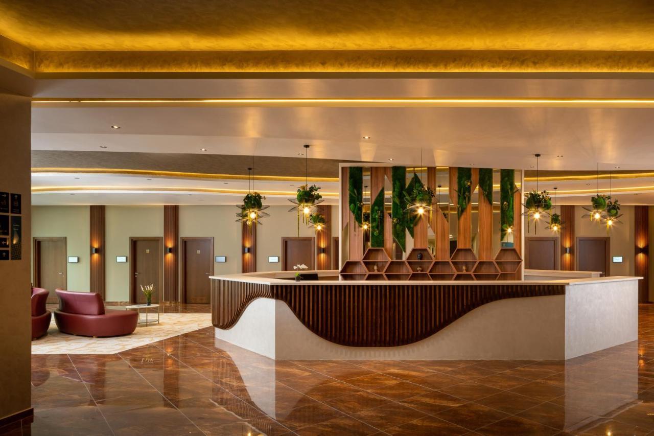 Alma Health & Spa Retreat Brăila エクステリア 写真